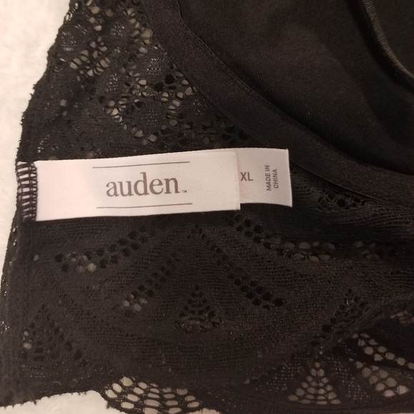 NWOT Black Lace Bralette - Picture 3 of 3